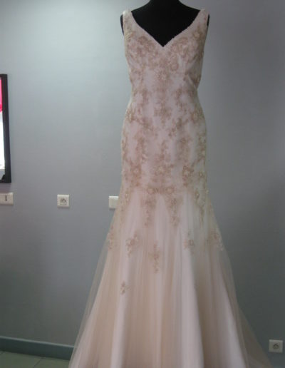 Robe Blanche Et Marine Neuve Taille 44 - Longueur Genou, Style Chic, Sans étiquettes